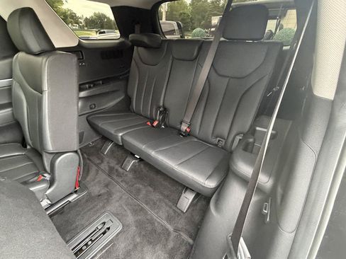 Used 2022 Hyundai Palisade SEL w/ 8P Bench Seat Package FWD image 34