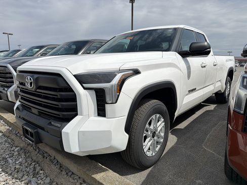 New 2025 Toyota Tundra SR5 AWD/4WD image 4