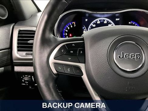 Used 2020 Jeep Grand Cherokee Altitude AWD/4WD image 15