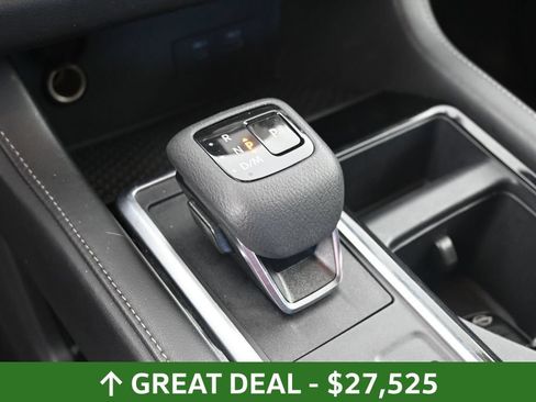 Used 2025 Nissan Pathfinder SV FWD image 24
