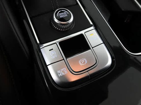 Used 2024 Kia Telluride S image 28