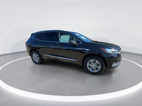 Used 2021 Buick Enclave Essence w/ Sound and Sites Package image 17