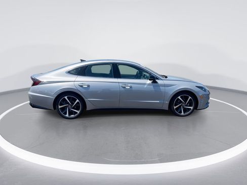 Used 2023 Hyundai Sonata SEL Plus FWD image 9