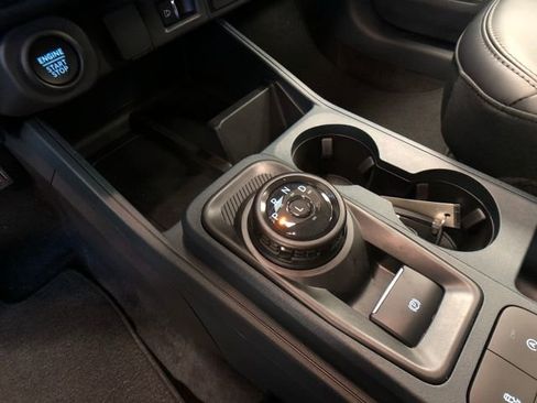 New 2026 Ford Maverick Lariat w/ Black Appearance Package image 19