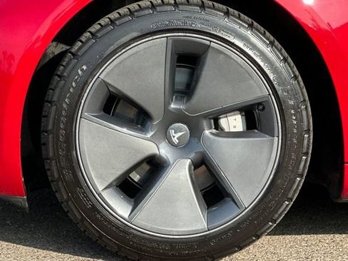 Used 2023 Tesla Model 3 Standard Range image 27