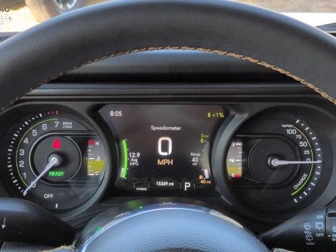 Used 2024 Jeep Wrangler Unlimited Sahara AWD/4WD image 25