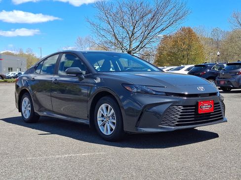 Certified 2025 Toyota Camry LE w/ Convenience Package AWD/4WD image 8
