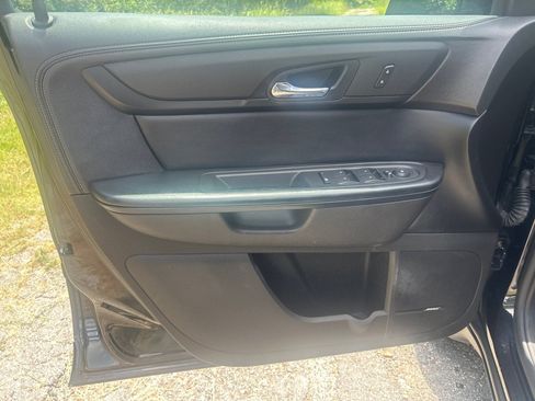 Used 2014 Chevrolet Traverse LT FWD image 7
