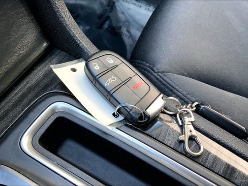 Used 2019 Chrysler 300 Touring w/ Sport Appearance Package AWD/4WD image 11