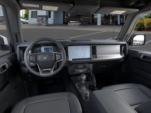 New 2025 Ford Bronco Outer Banks w/ Sasquatch Package image 10