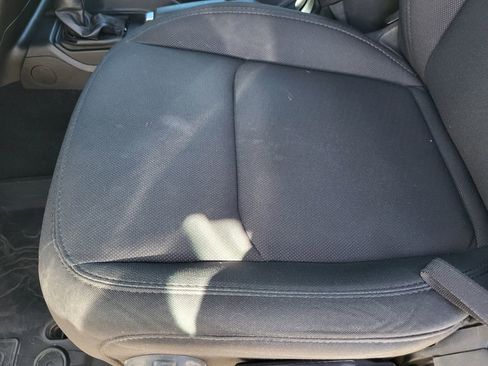 Used 2023 Jeep Wrangler Unlimited w/ Sun & Screen Package image 24