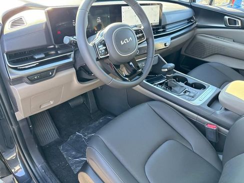 New 2026 Kia Carnival image 20