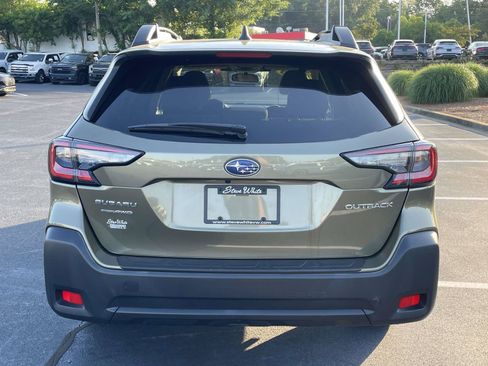 Used 2023 Subaru Outback Premium AWD/4WD image 6