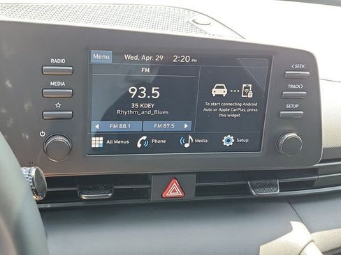 New 2026 Hyundai Elantra Sport FWD image 11