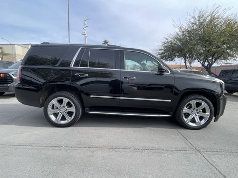 Used 2018 GMC Yukon Denali image 3