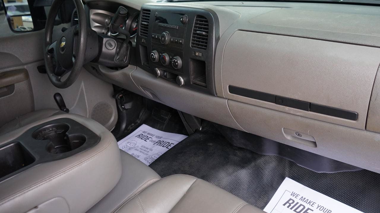 Used 2013 Chevrolet Silverado 2500 W/T RWD image 11