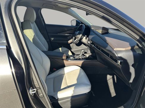 Used 2023 MAZDA CX-30 AWD 2.5 S w/ Premium Package image 14