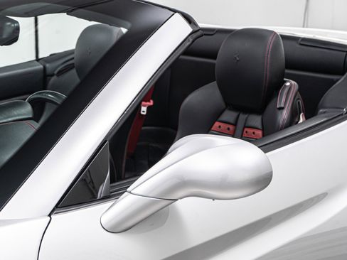 Used 2013 Ferrari California image 35