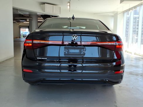Used 2026 Volkswagen Jetta Sport FWD image 5