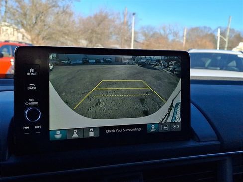 Used 2024 Honda Pilot Touring image 20