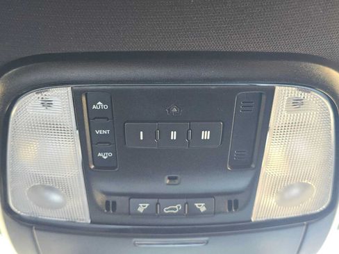 Used 2024 Dodge Durango GT AWD/4WD image 37