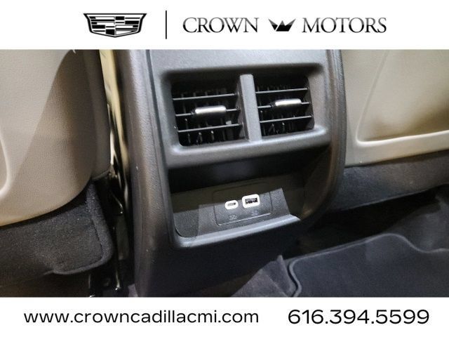 Certified 2023 Cadillac XT4 Luxury w/ Driver Awareness Package FWD image 22