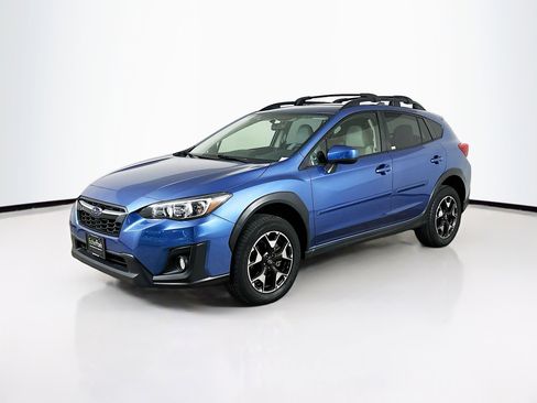 Used 2019 Subaru Crosstrek 2.0i Premium image 3