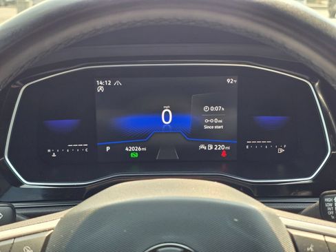 Certified 2023 Volkswagen Jetta Sport FWD image 17