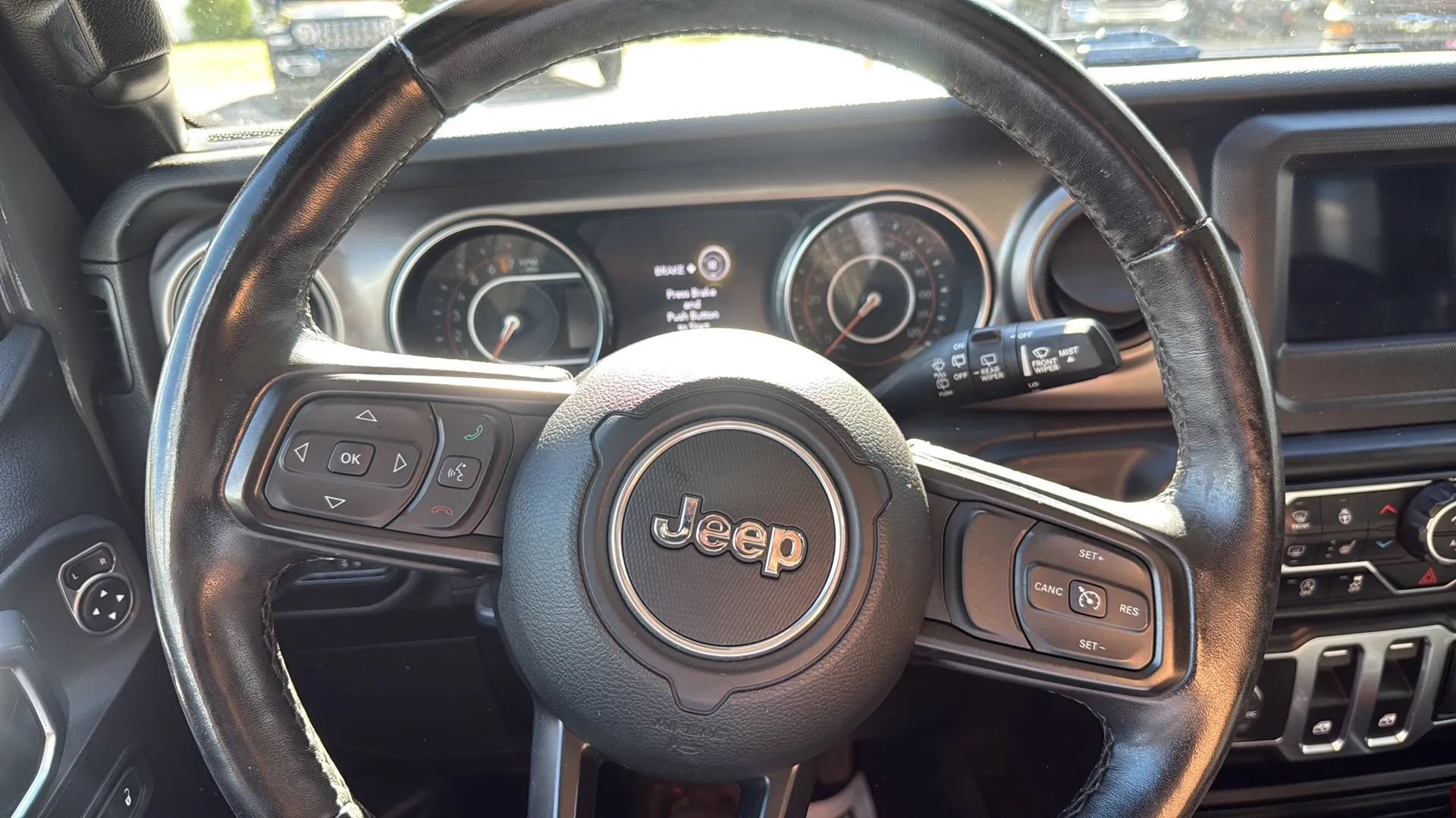 Used 2020 Jeep Wrangler Sport AWD/4WD image 29