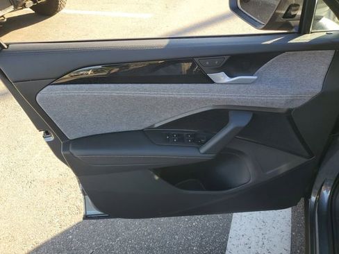 New 2026 Volkswagen Tiguan S image 12