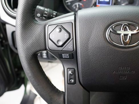 Used 2021 Toyota Tacoma TRD Sport w/ TRD Premium Sport Package AWD/4WD image 17