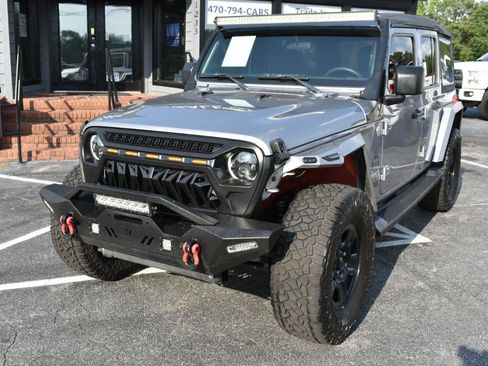 Used 2018 Jeep Wrangler Unlimited Sport AWD/4WD image 2