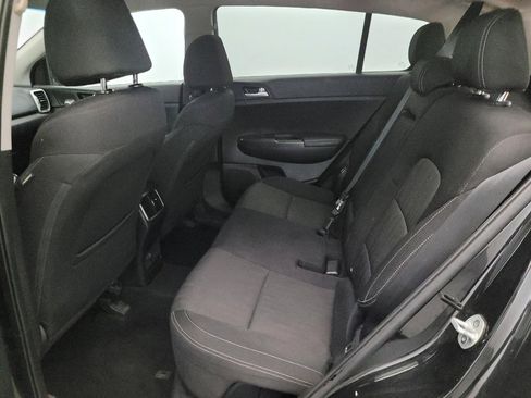 Used 2019 Kia Sportage LX AWD/4WD image 18
