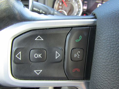 Used 2021 RAM 1500 Big Horn image 25