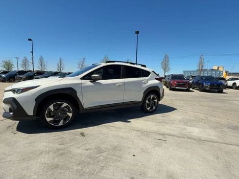 Used 2025 Subaru Crosstrek 2.5i Limited w/ Crosstrek Mirror Package image 7