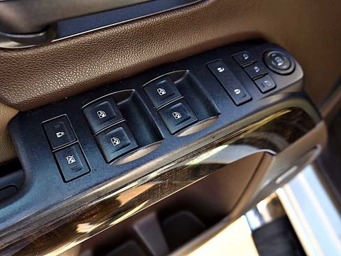 Used 2016 GMC Sierra 1500 Denali w/ Enhanced Driver Alert Package image 21