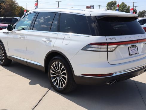 Used 2024 Lincoln Aviator Reserve w/ Elements Package Plus image 8