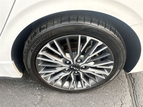 Used 2024 Kia Forte GT-Line w/ GT-Line Premium Package FWD image 33