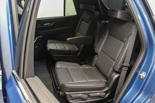 New 2026 GMC Yukon Denali w/ Denali Reserve Package AWD/4WD image 13