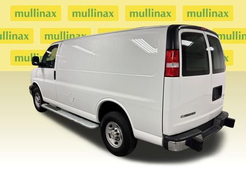 Used 2024 Chevrolet Express 2500 Work Van w/ Driver Convenience Package image 14