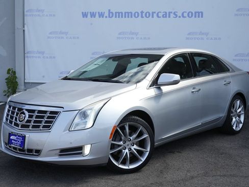 Used 2014 Cadillac XTS Premium AWD/4WD image 2