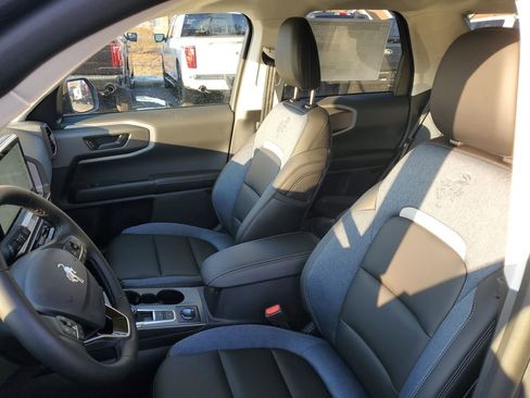 New 2025 Ford Bronco Sport Outer Banks image 7