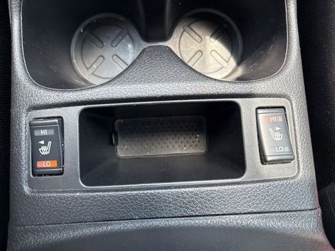 Used 2021 Nissan Rogue Sport SV w/ Technology Package FWD image 17
