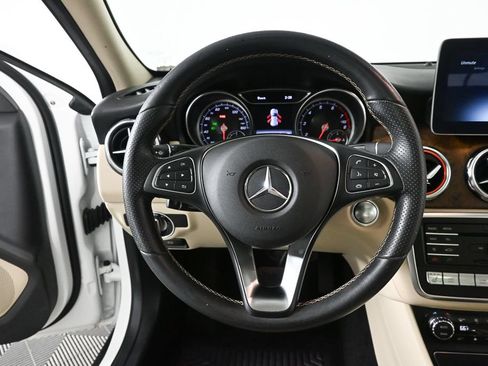Certified 2020 Mercedes-Benz GLA 250 4MATIC image 2