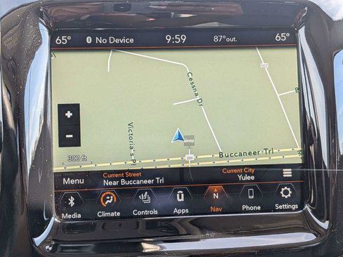 Certified 2018 Jeep Compass Limited w/ Navigation Group AWD/4WD image 23