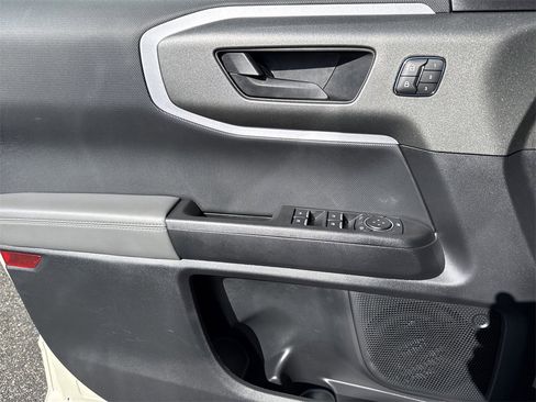 Used 2025 Ford Bronco Sport Badlands image 10