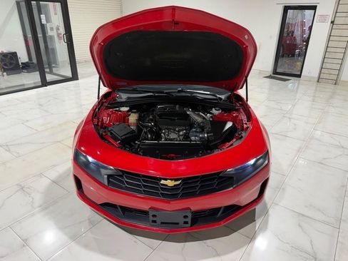 Used 2023 Chevrolet Camaro LT RWD image 4