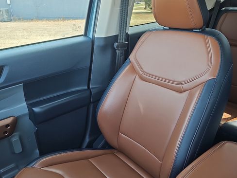 Used 2022 Ford Maverick Lariat w/ Lariat Luxury Package image 33