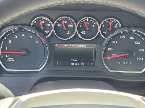 Used 2022 Chevrolet Silverado 1500 RST AWD/4WD image 9