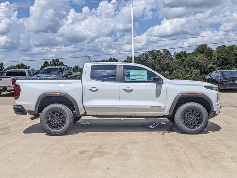 New 2026 GMC Canyon Elevation image 6